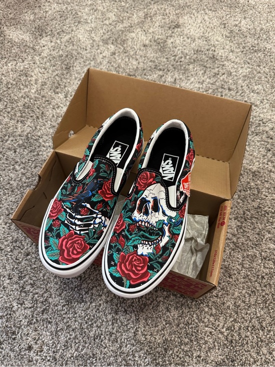 Vans Shoes - Vans Classic Slip On